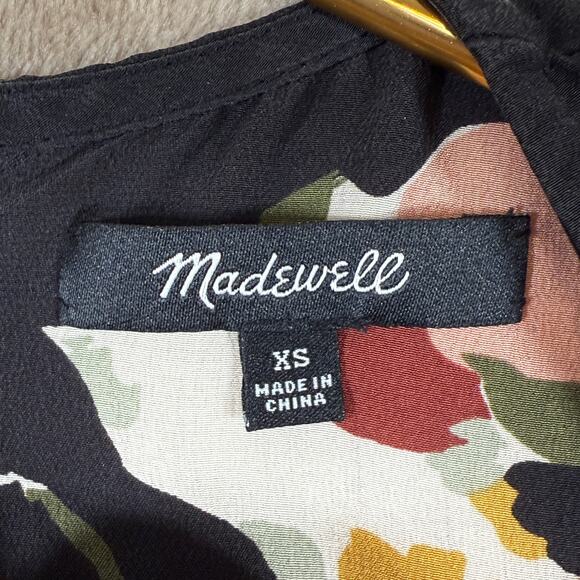 Madewell Silk Floral Abstract Artsy Top | Short Sleeve Blouse Black | XS - Picture 4 of 11